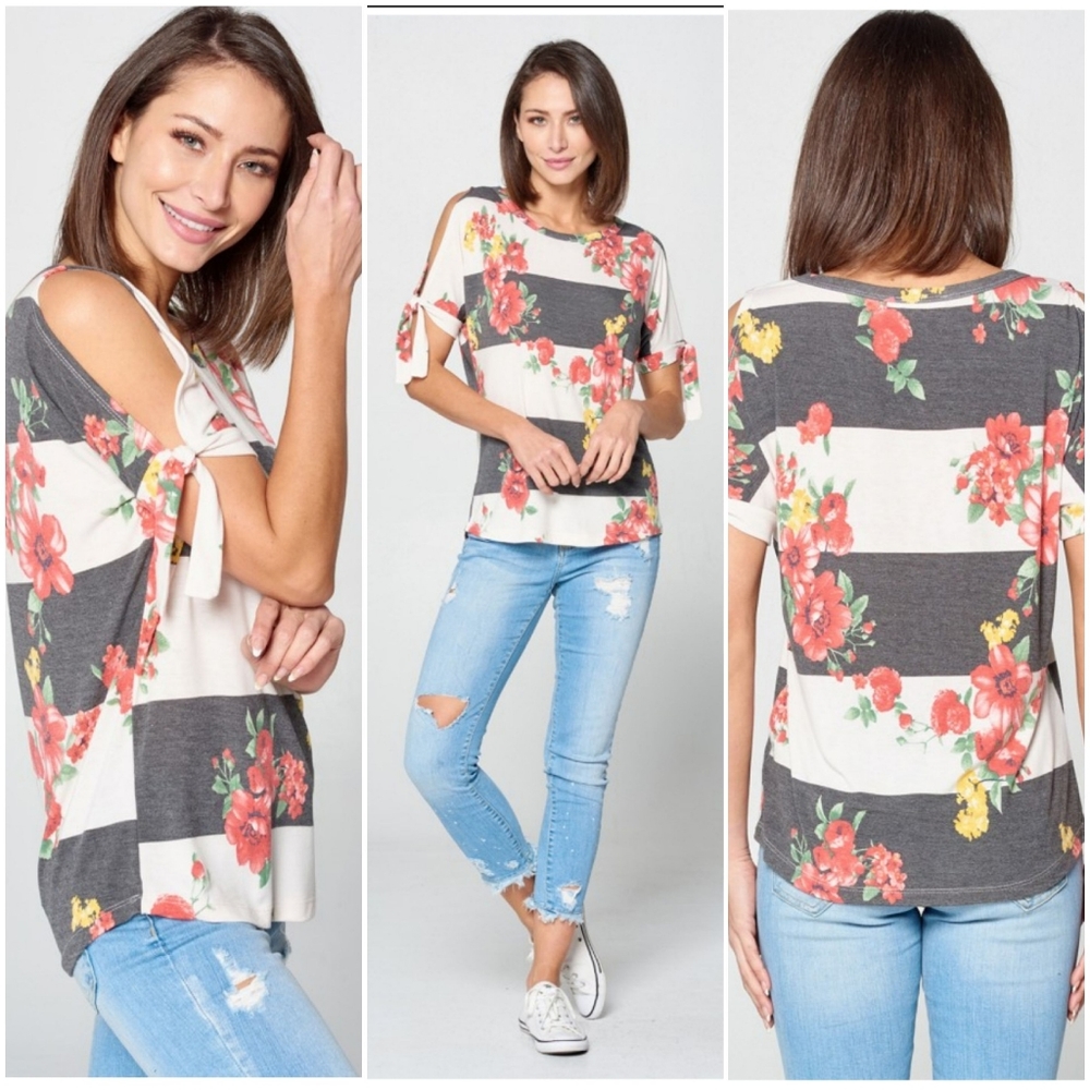 *JUST IN*ODDI Cold-Shoulder Striped and Floral Tee